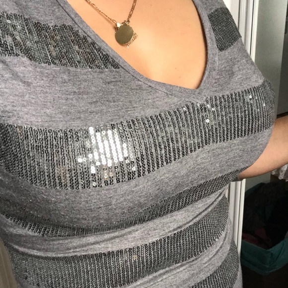 Holiday Top - Picture 4 of 6